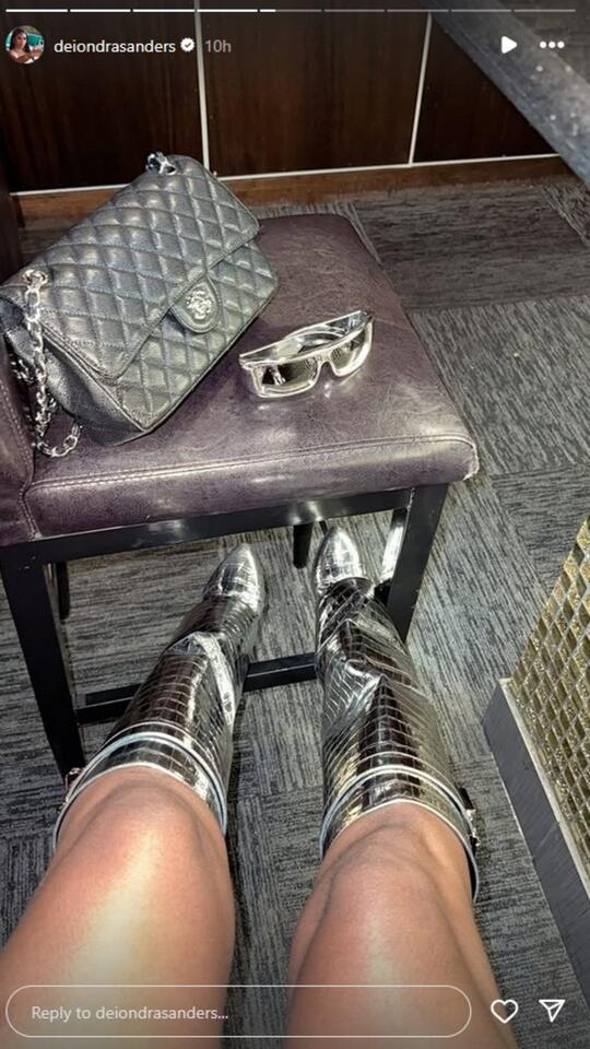 Sanders family style: $7K Chanel bag turns heads