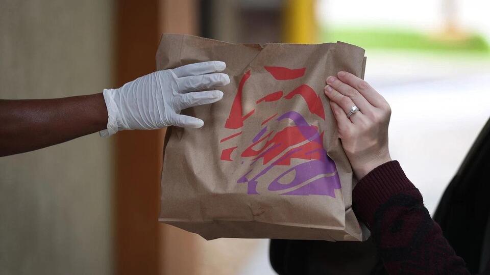 Taco Bell’s Cheesy Street Chalupa Is Back!