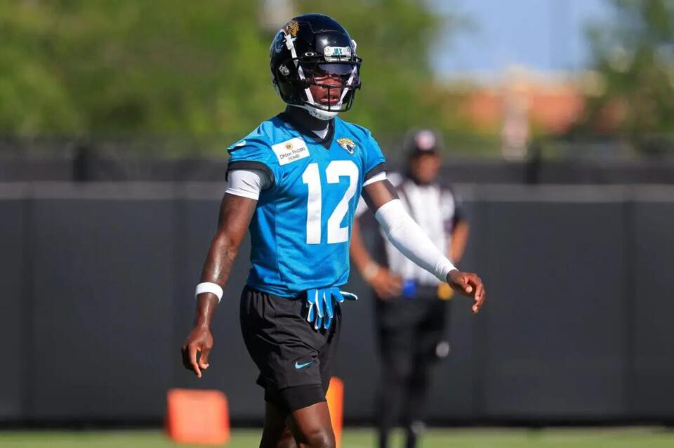 Travis Hunter Injury Shakes Up Jags’ Preseason