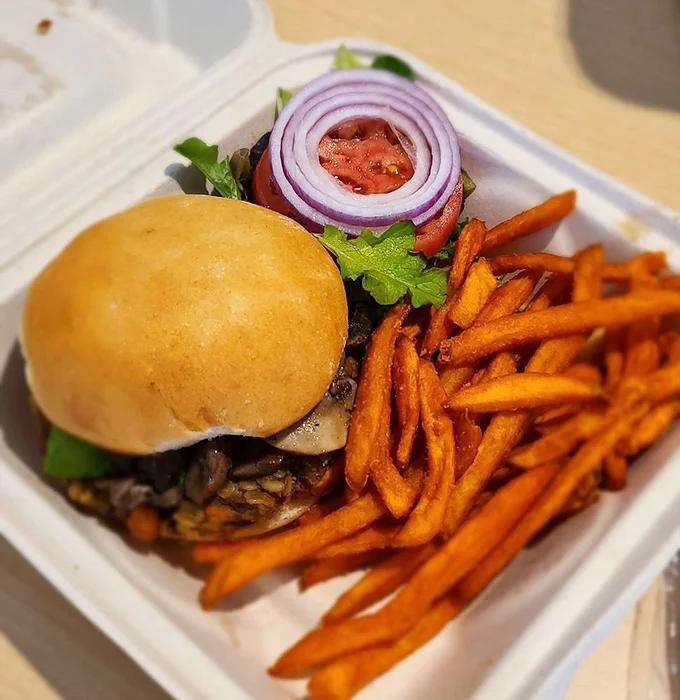 Austin’s best burgers are hiding in plain sight