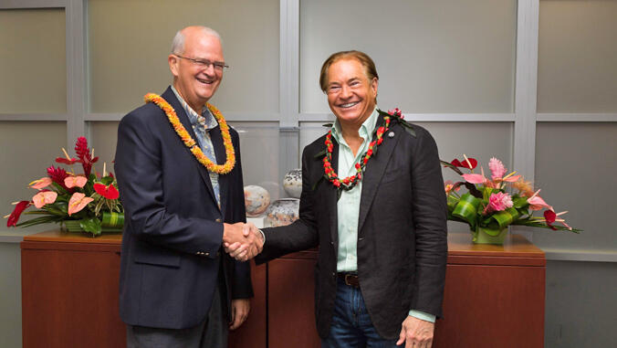 Vance Roley steps down at Shidler College