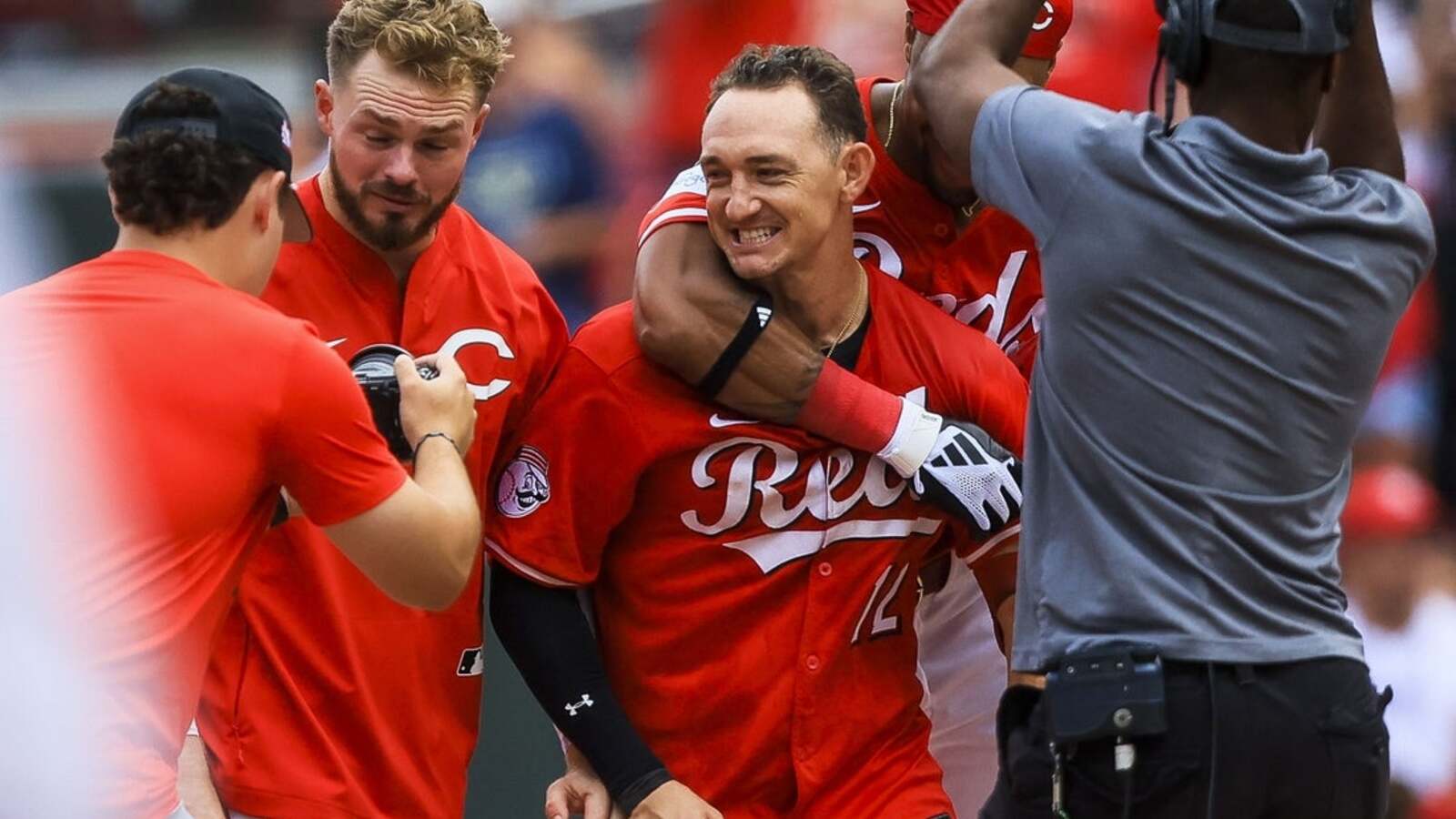 Reds Snap Brewers' Epic Streak in Thriller