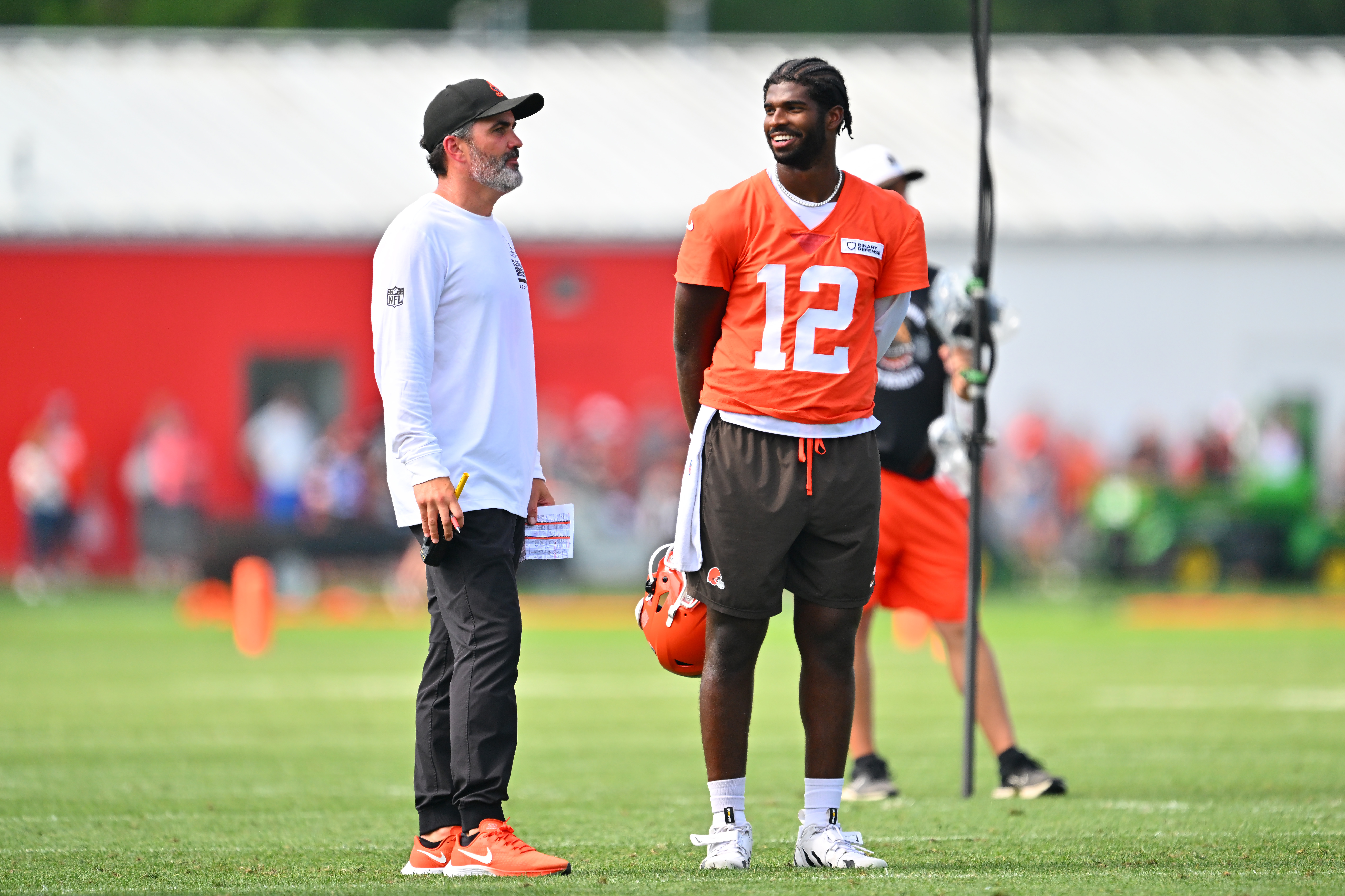 Cleveland's QB showdown heats up