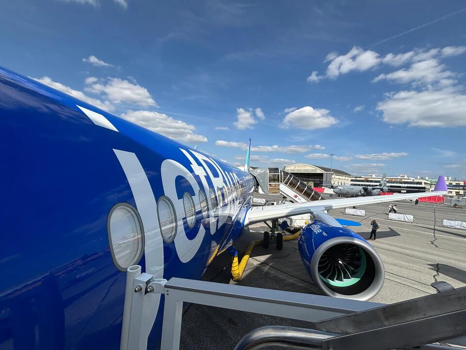 JetBlue's New Jet: More Comfort, Less Middle Seats