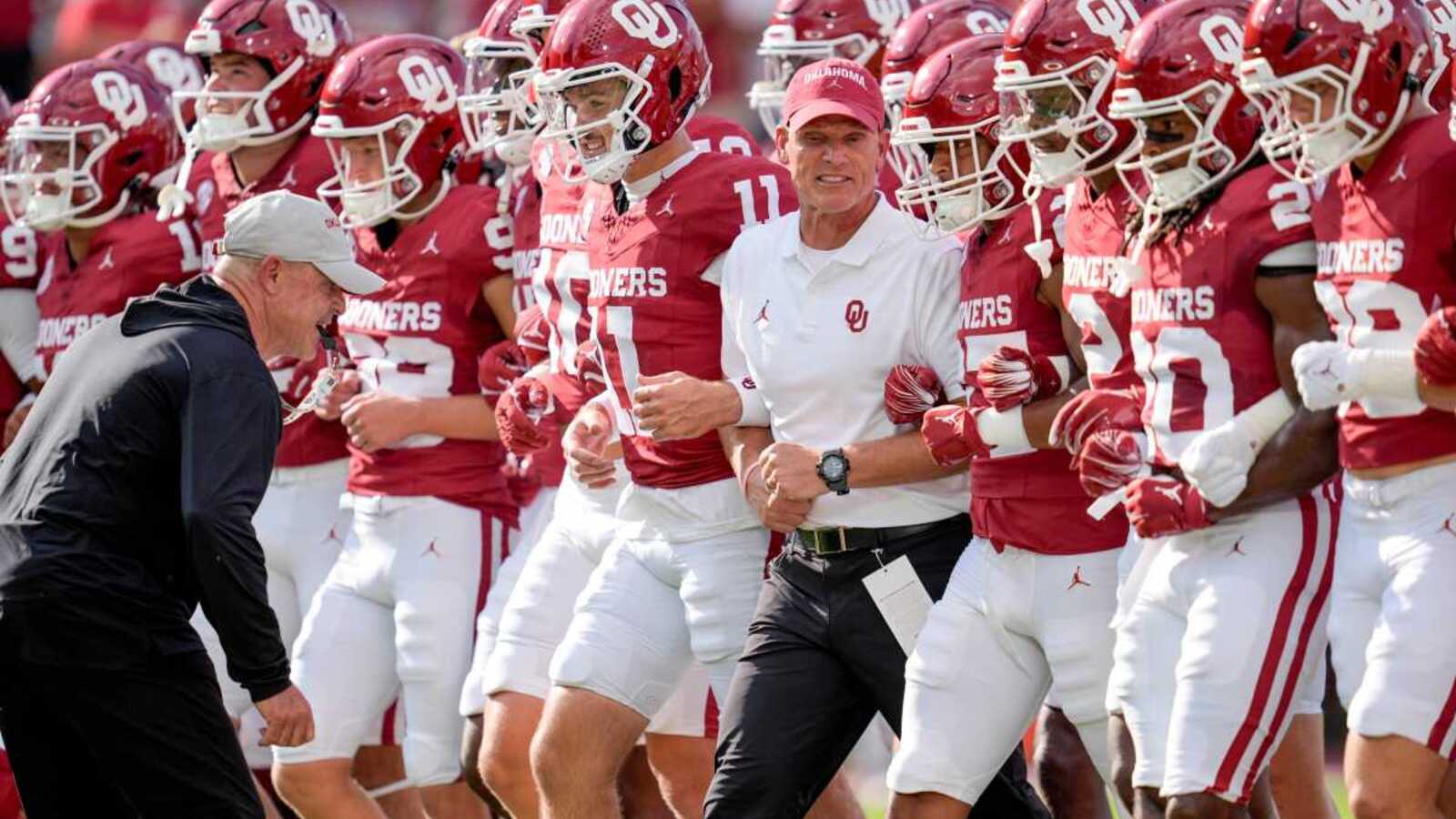 Oklahoma's secret weapon: Coach Venables