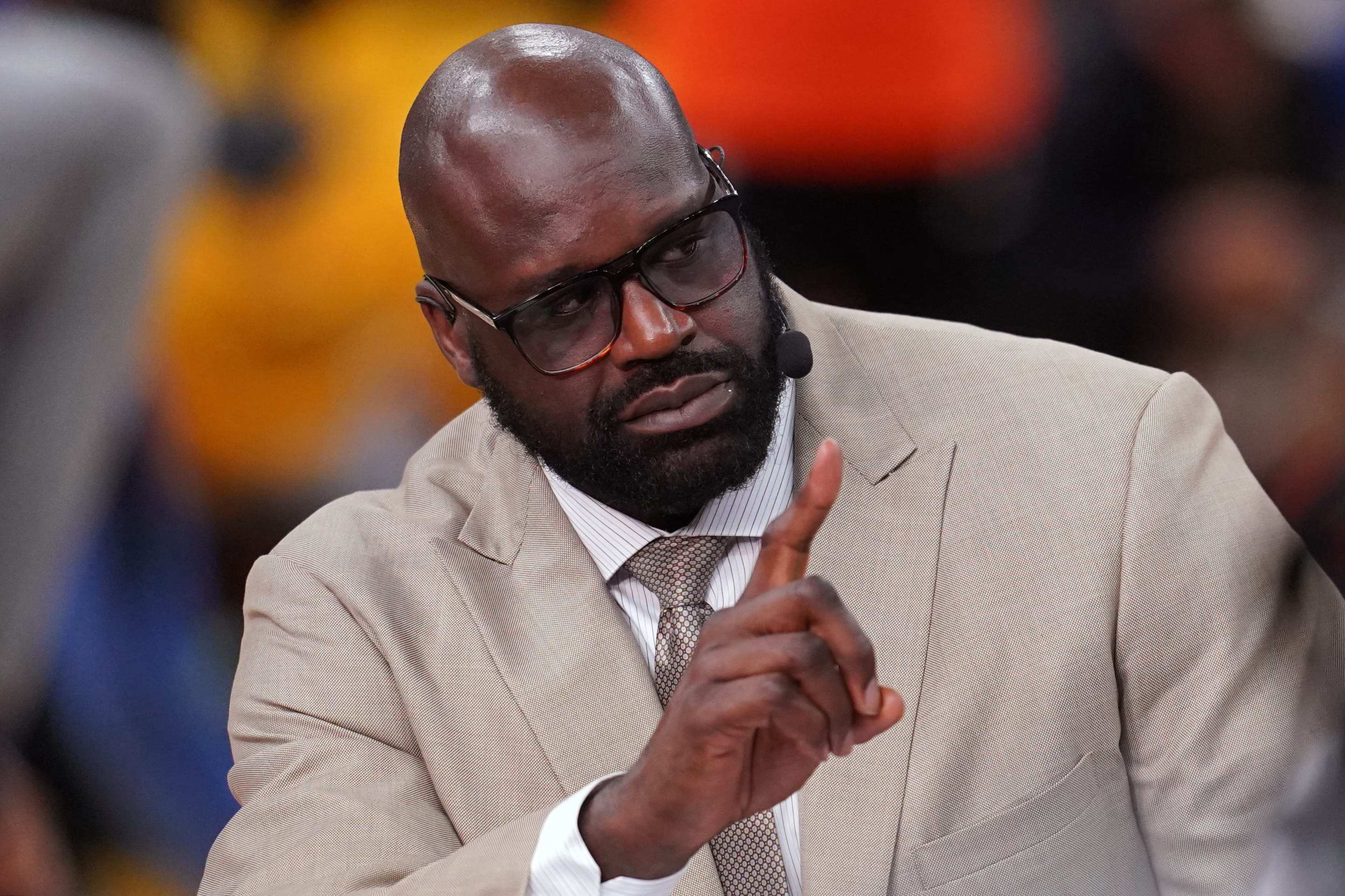 Why Doesn’t Shaq Get More Flak for 6 Playoff Sweeps?