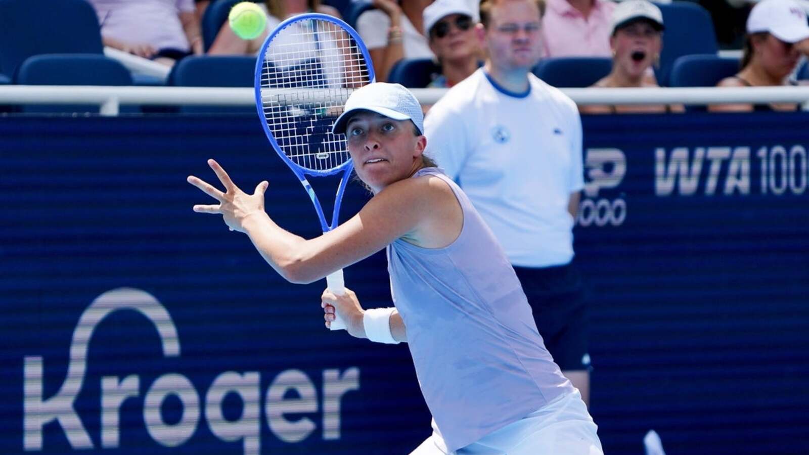 Swiatek serves up pure dominance in Cincy