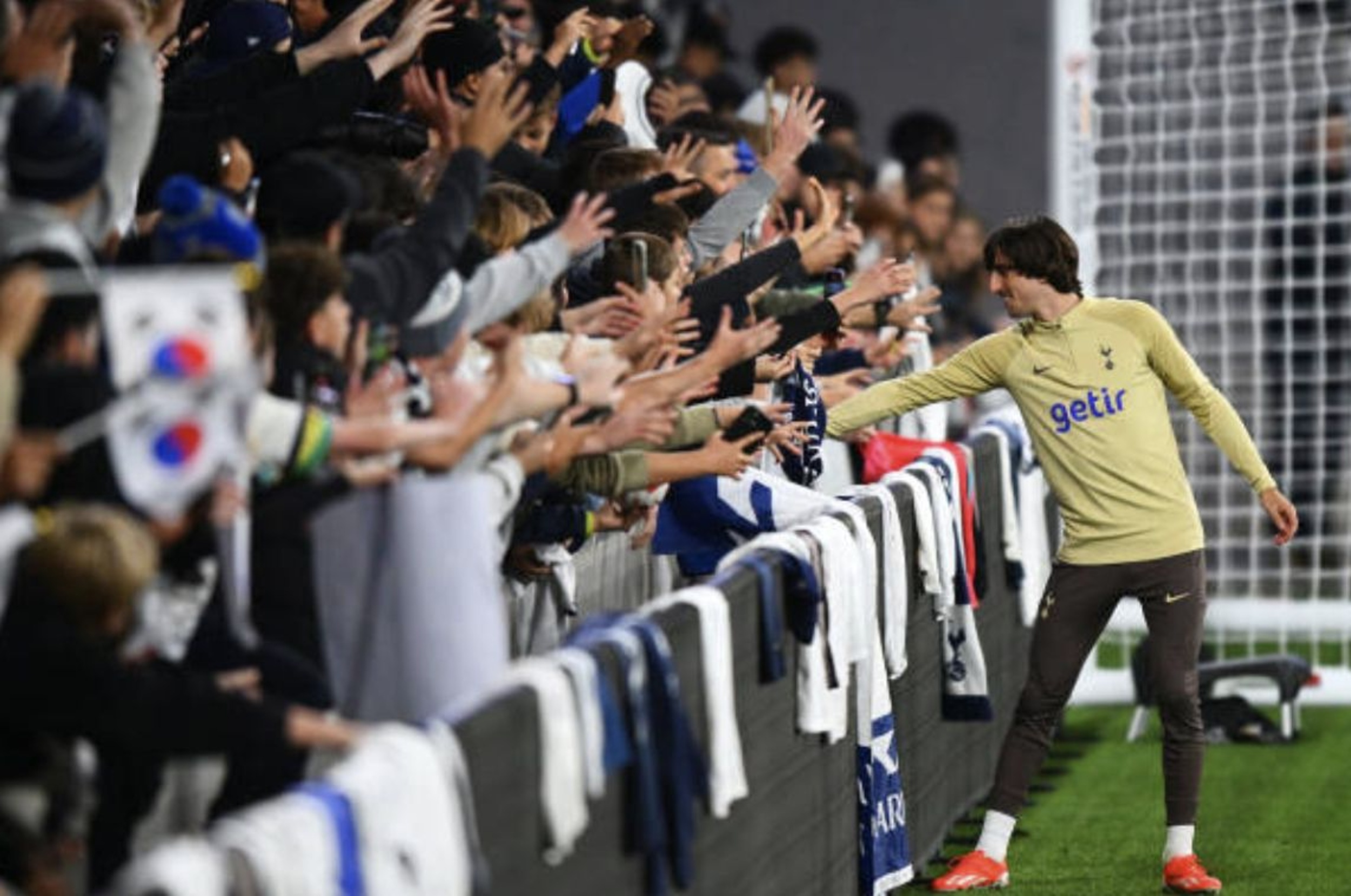 Bryan Gil’s Spurs saga: Time to move on?