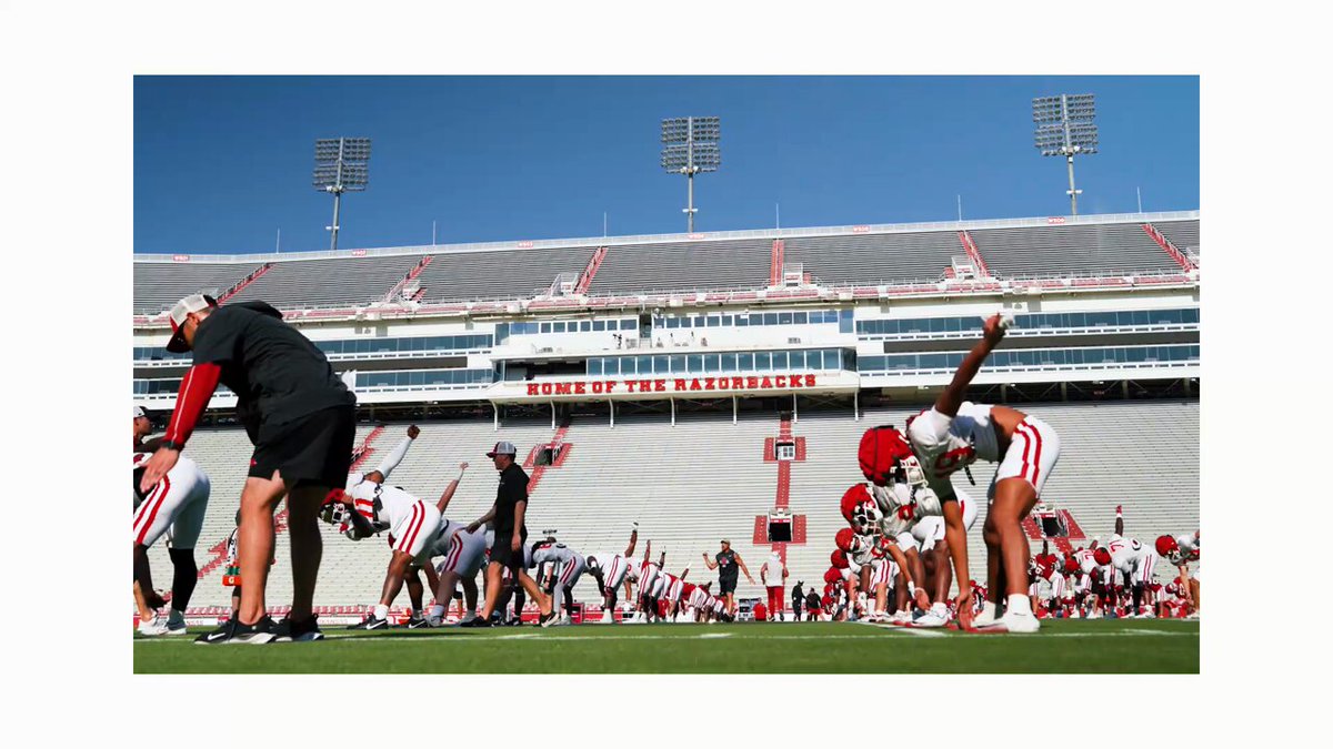 Razorbacks thrill fans with comeback vs Notre Dame