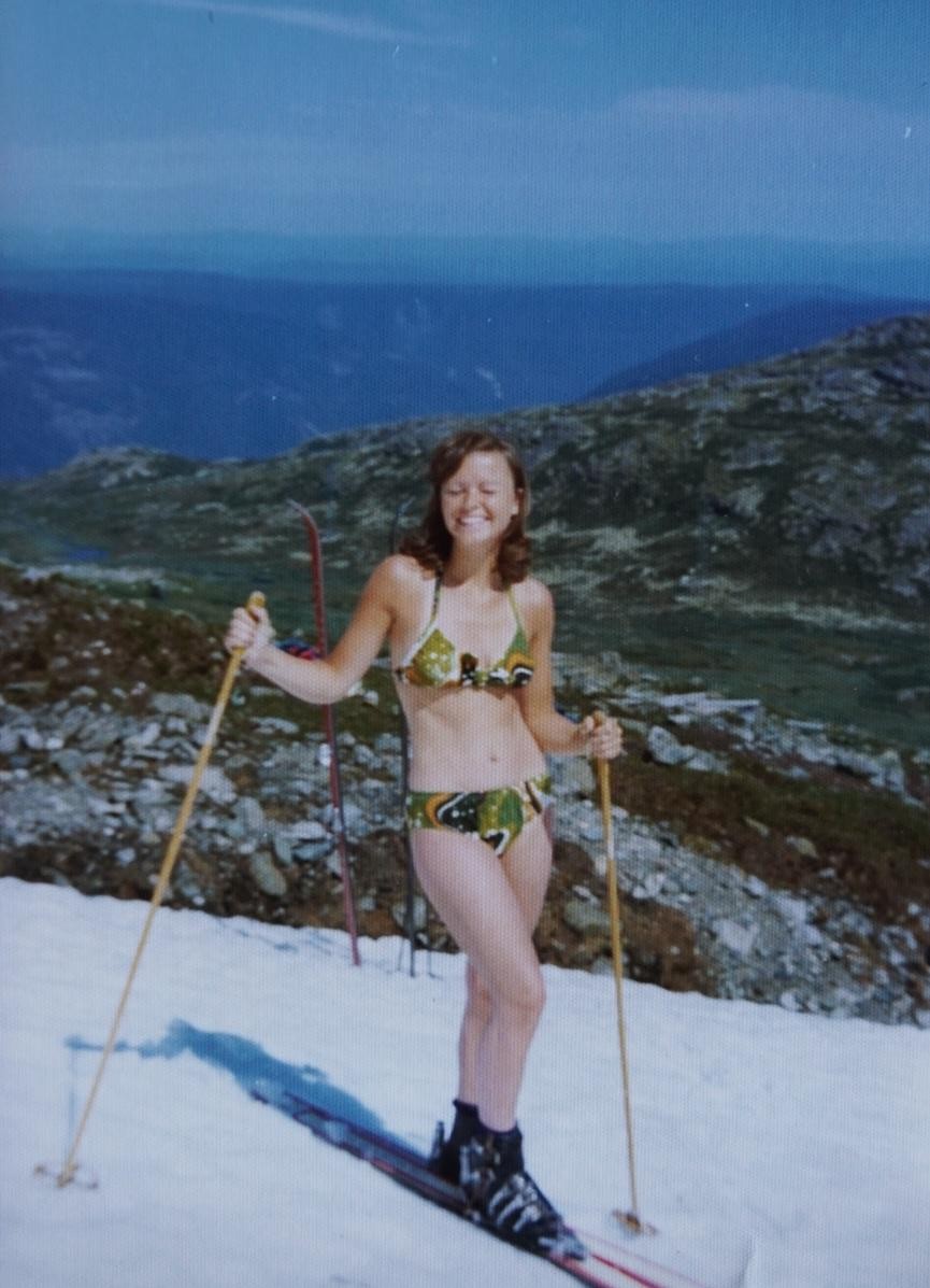 "My Mom Was A 60s Glacier Goddess" Summer Skiing In Norway Is Awesome