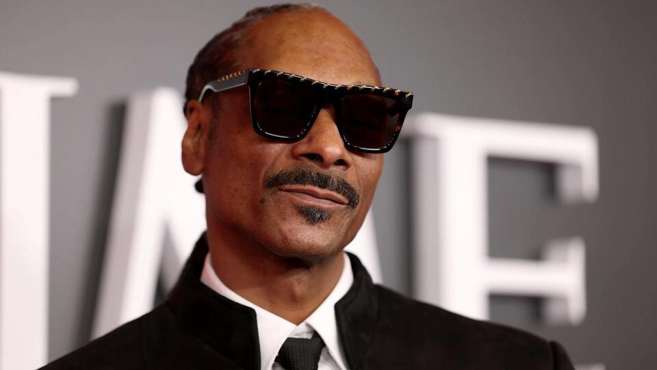 Snoop’s Ashes Art Auction Drama! 🎨