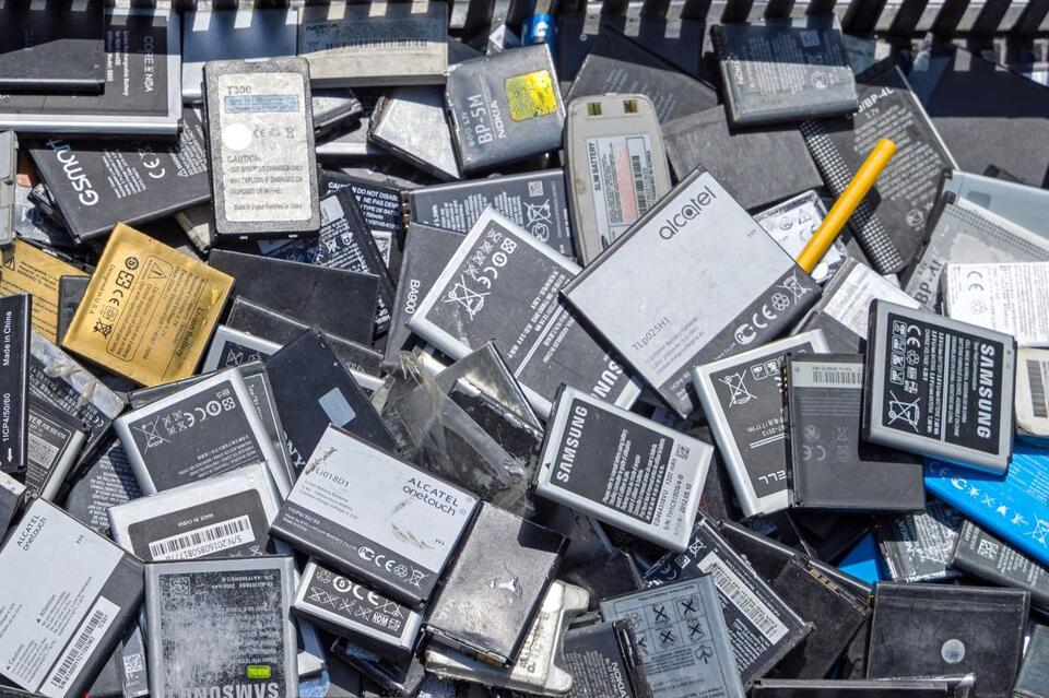 Could Lithium Be the Brain’s Secret Defender?