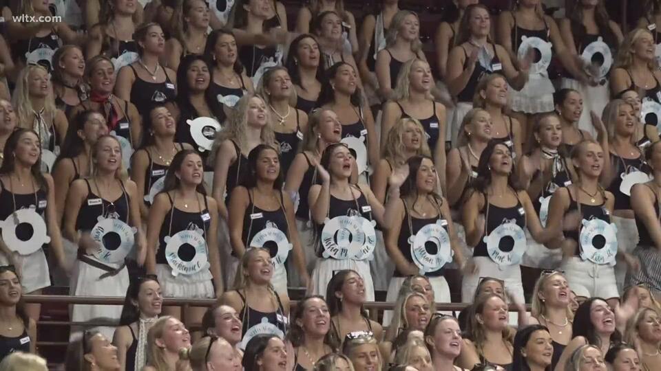 USC Bid Day shakes up Columbia with sisterhood and service