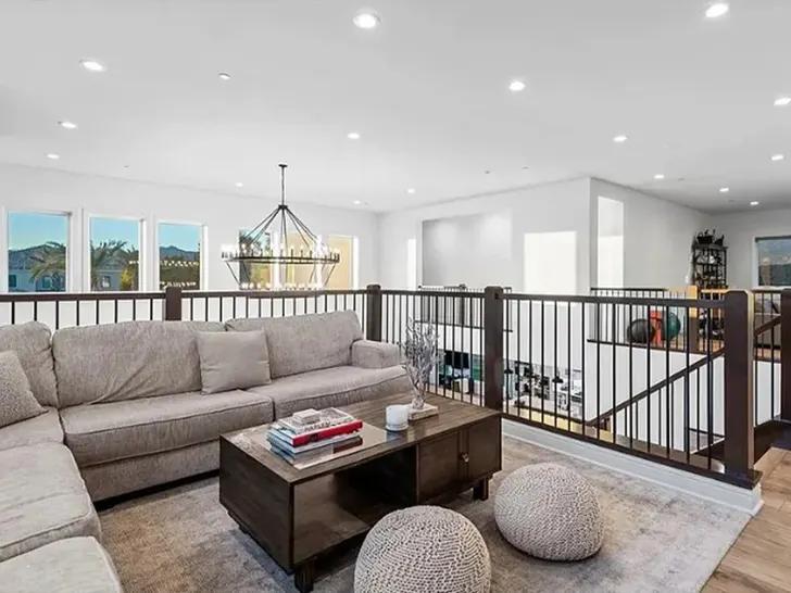Chatsworth mansion with NBA flair sells for $2.85M