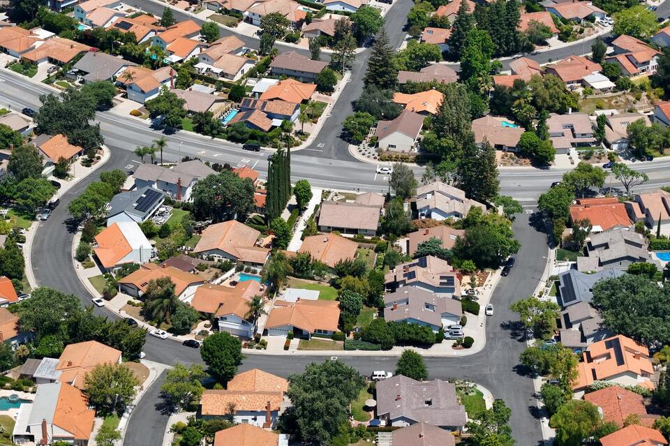 Why Lower Rates Won't Make Homes Cheaper