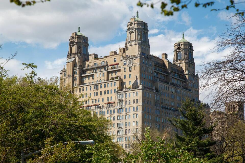 Central Park luxury loss: Ackman sells at $4M drop