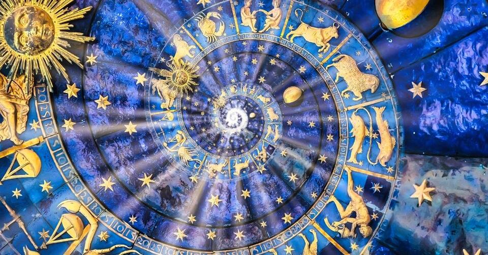 Venus in Cancer Is Making Us All Sappy
