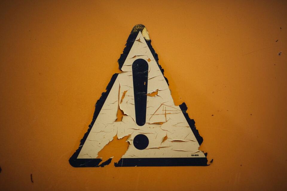 Are Notifications Hacking Our Minds?