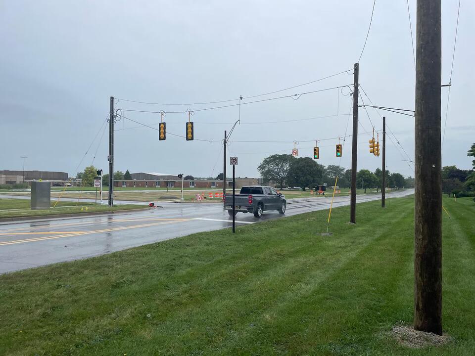 Saline’s new traffic lights could ease school rush
