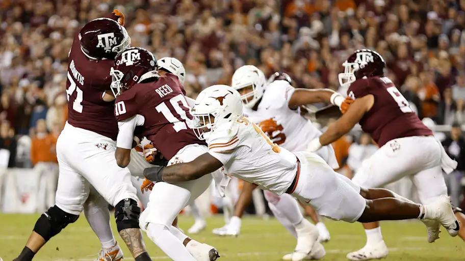 Texas rivals unite for hilarious Sonic ad