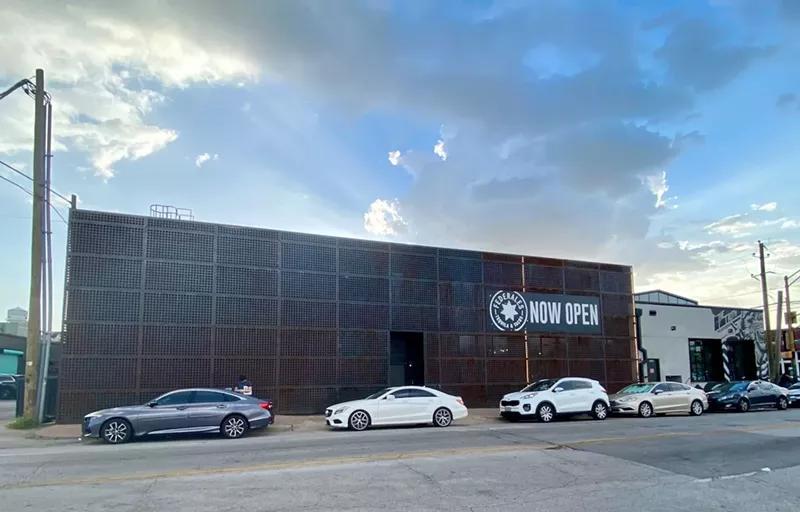 Deep Ellum’s changing food and nightlife scene