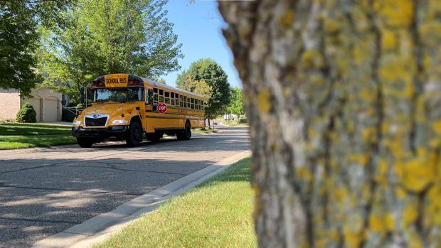Detroit schools scramble for bus drivers