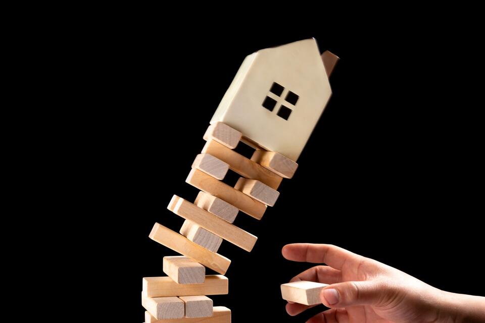 Is the Housing Market About to Pop?
