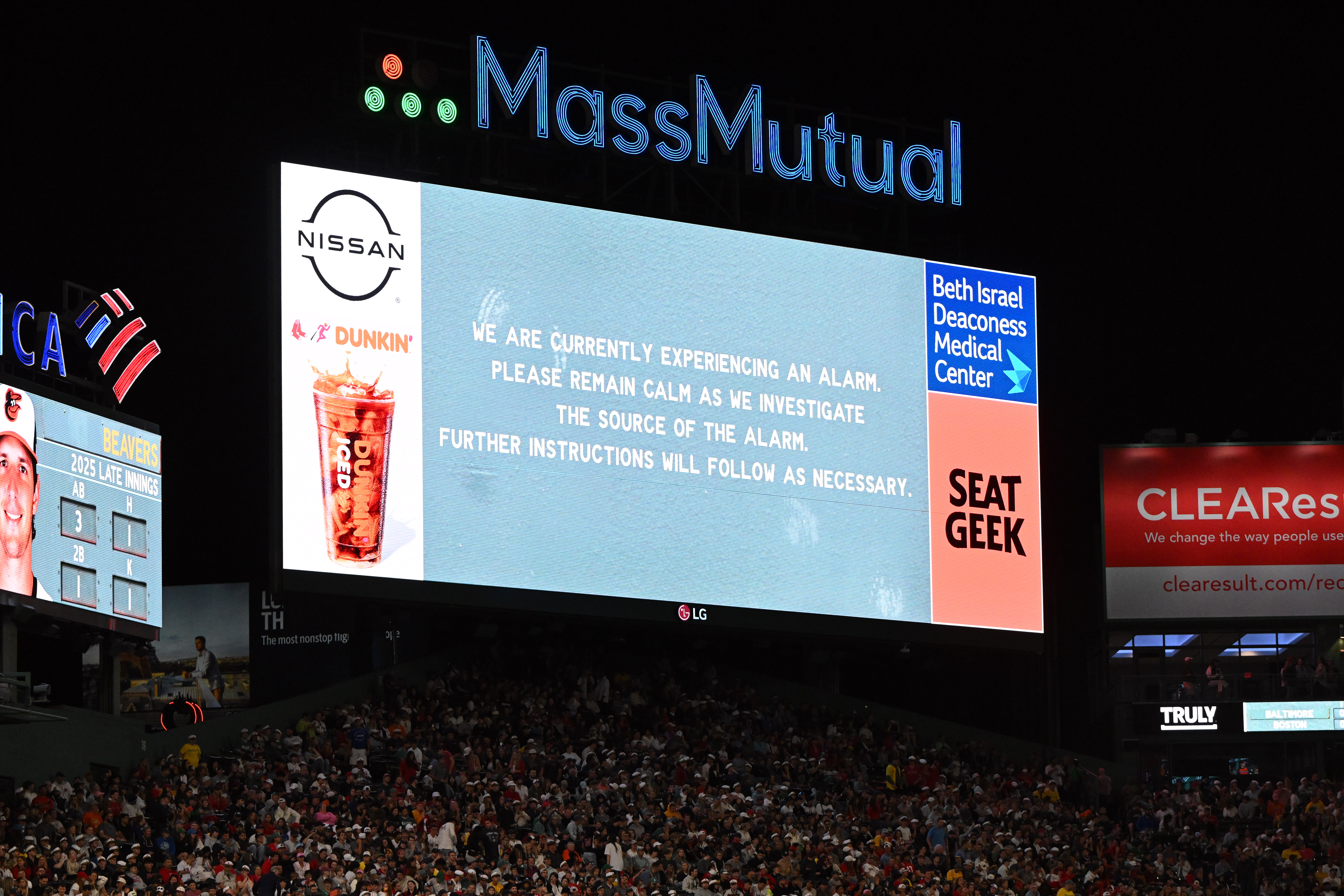 Fenway chaos: Fire alarm shakes up Sox game