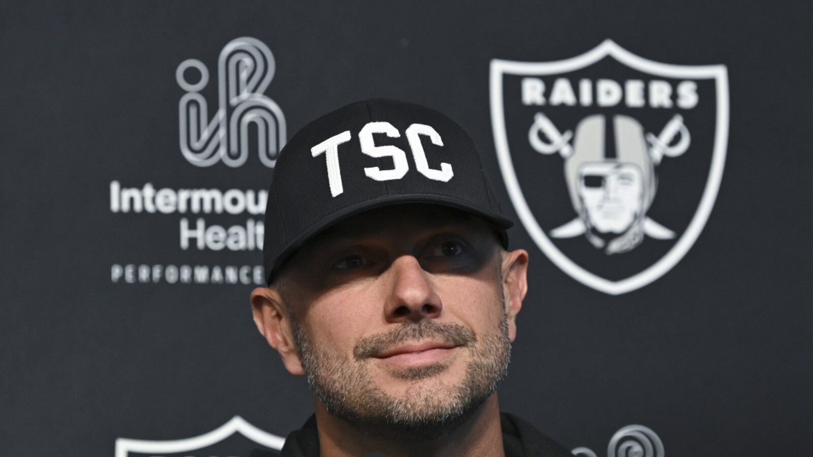 Raiders NEED to steal Richardson from Indy