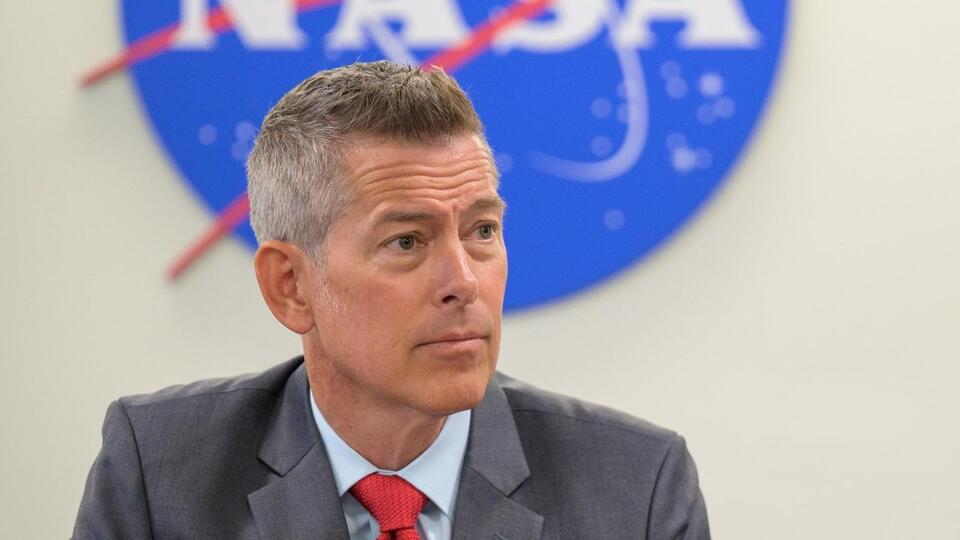 NASA Says Bye to Climate, Hello to Mars?