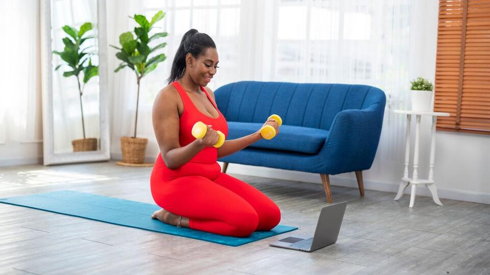 10-Min Arm & Ab Finisher You’ll Actually Do