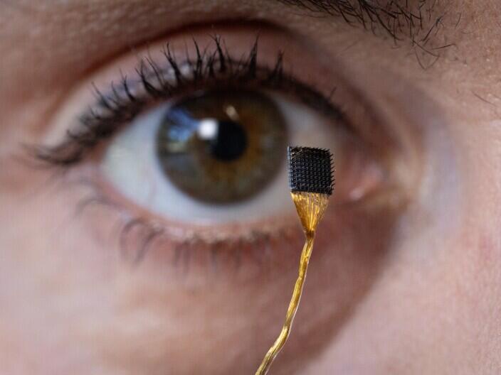 Would You Trust a Mind-Reading Device?