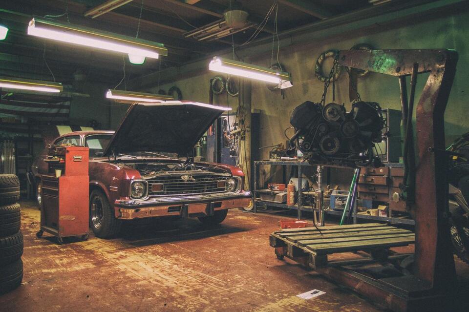 7 Car Hacks Mechanics Swear By (So Easy!)