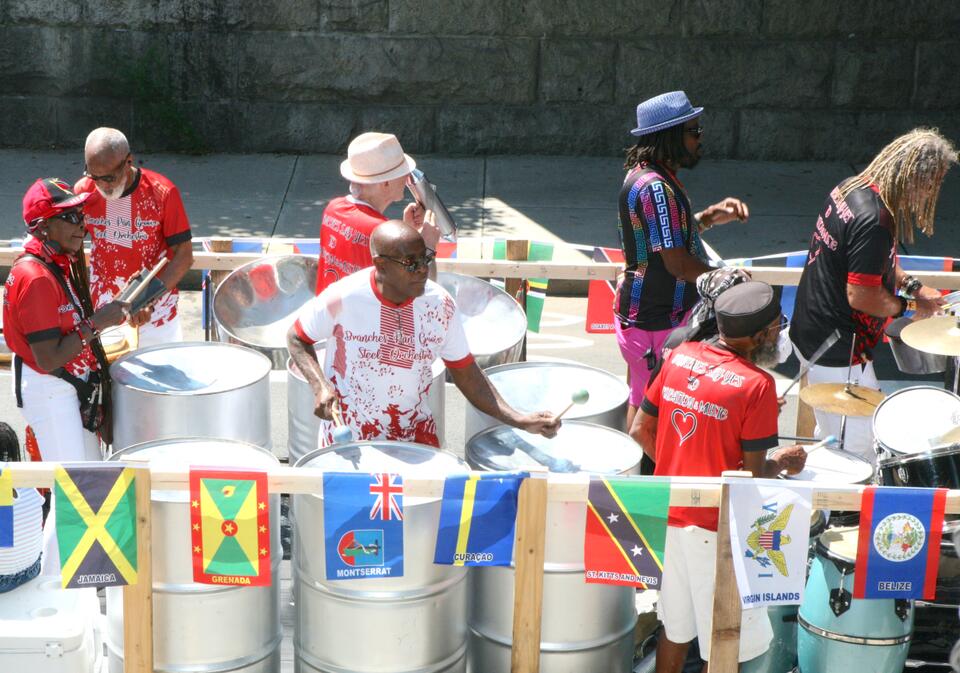 Talbot Ave bursts with color at Kiddie’s Carnival