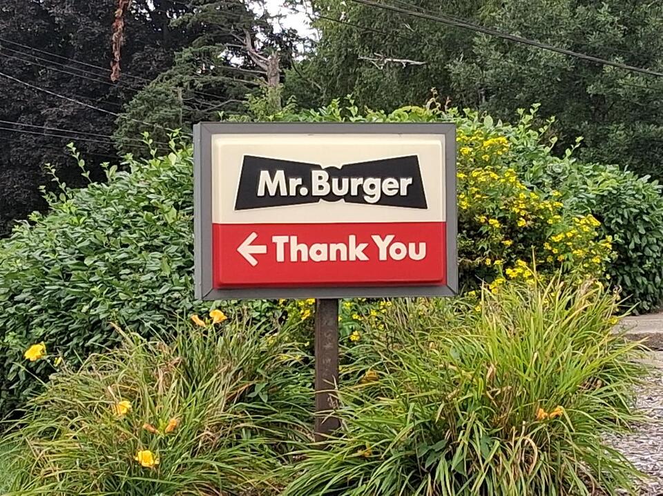 Grand Rapids says goodbye to Mr. Burger’s founder