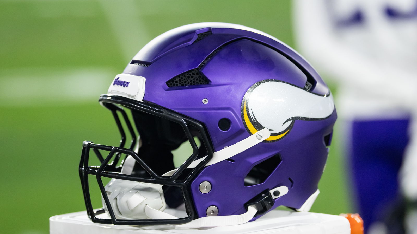 Vikings WR hunt: Go big or go home!