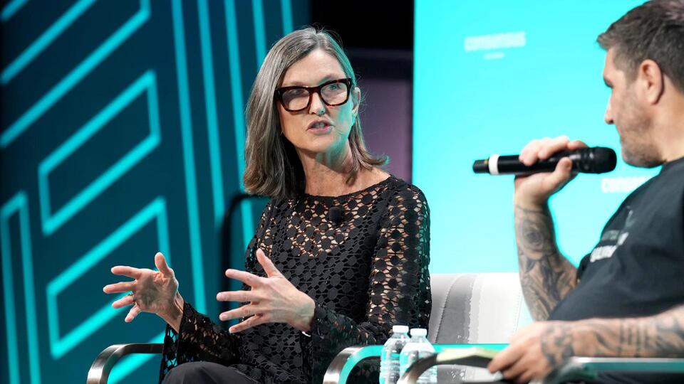 Cathie Wood Goes Shopping: Crypto Stocks Edition