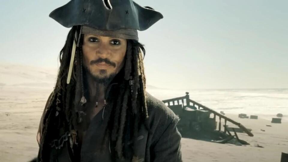 Orlando Bloom Doubts Female Pirate Reboot 🏴‍☠️