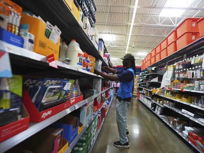 Why Walmart’s Prices Are a Bit Weird Lately