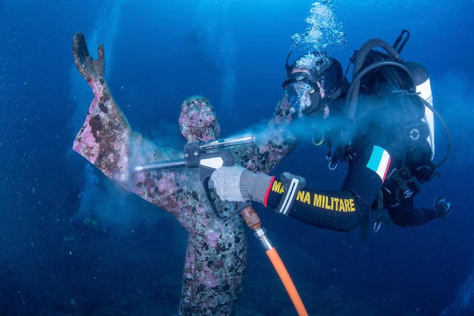 Underwater Christ Gets a Spa Day!