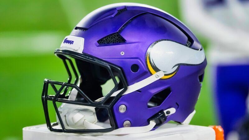Vikings shake things up with Phillips trade