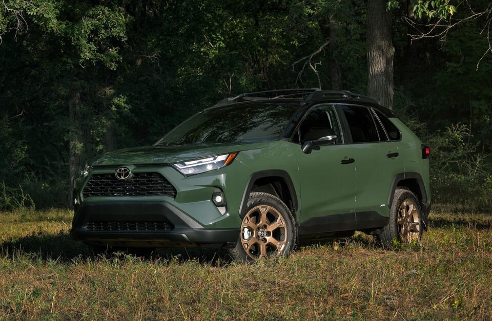 RAV4 Hybrid’s Wild August Lease Deal