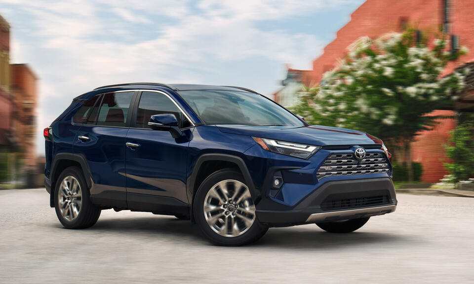 RAV4 Hybrid’s Wild August Lease Deal