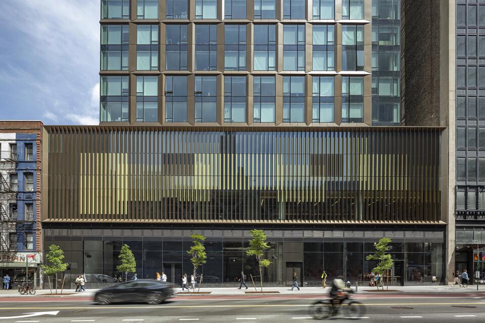 ALDI’s big move: Discount groceries hit Times Square