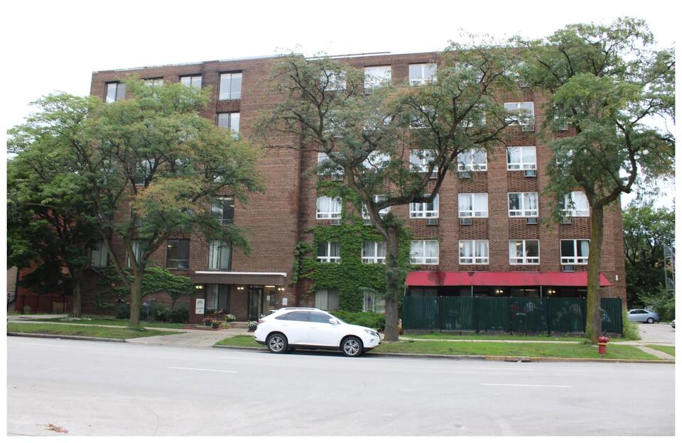 Bronzeville nursing home faces shutdown after years of neglect