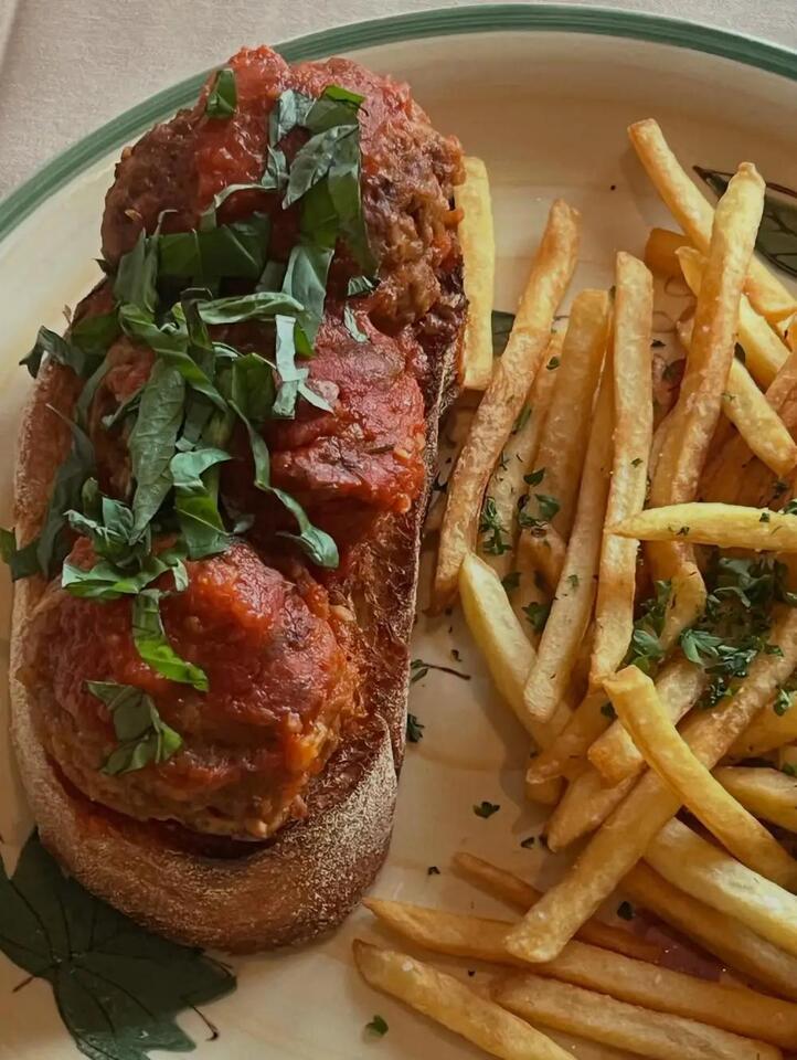 Adelmo’s lunch is now a Dallas must-try