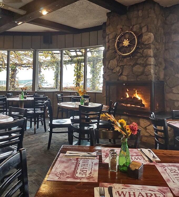 Erie’s hidden seafood gem: Smugglers’ Wharf