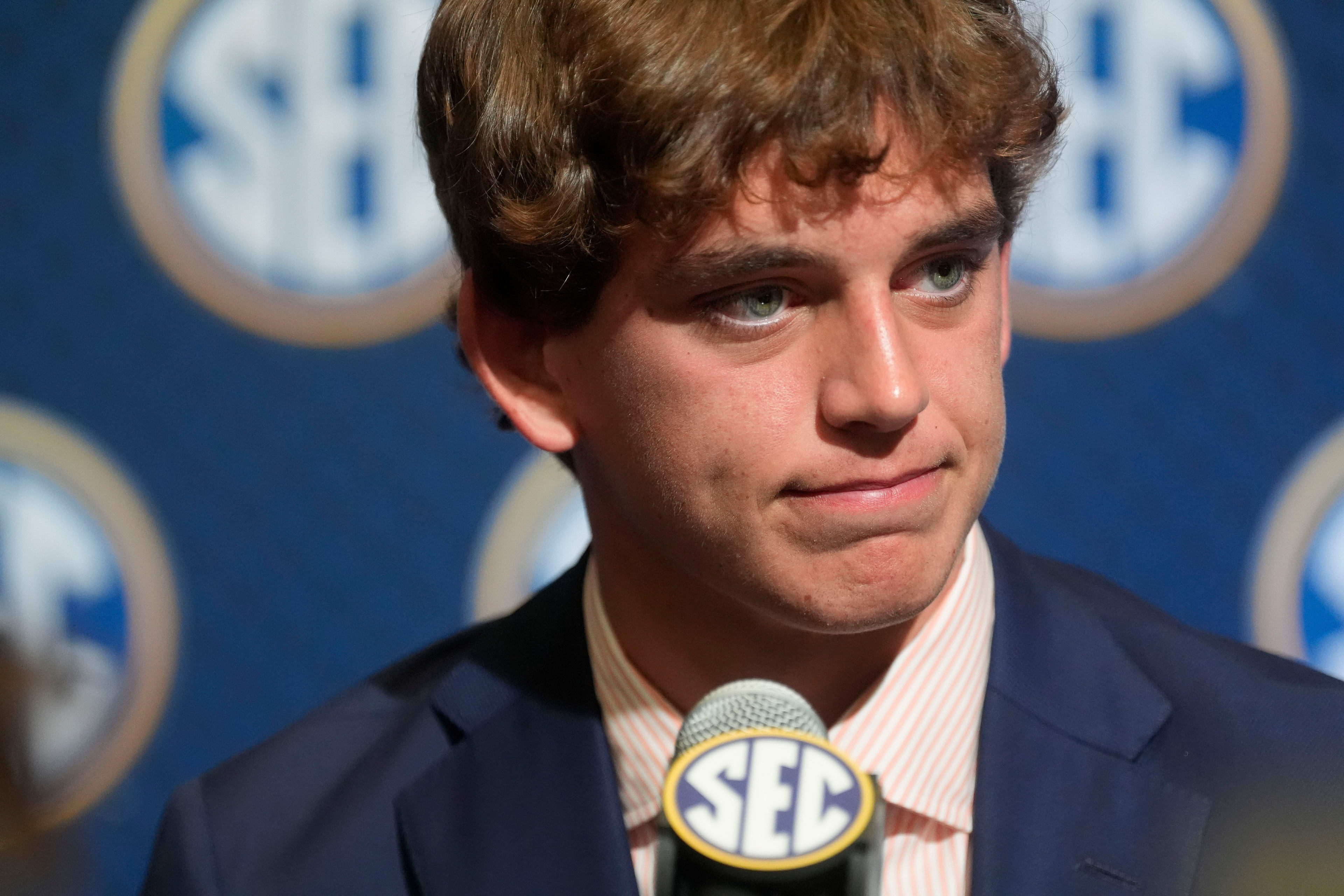 Arch Manning stays focused on football