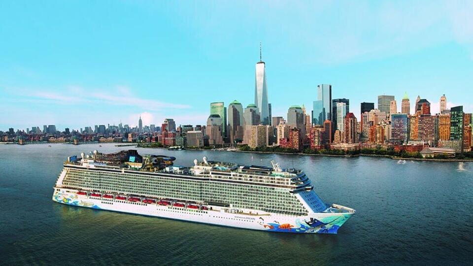 Cruise Vacay Plans Totally Flipped by Hurricane