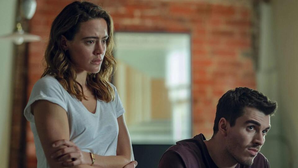 Suranne Jones Steals the Show in Hostage! 🔥